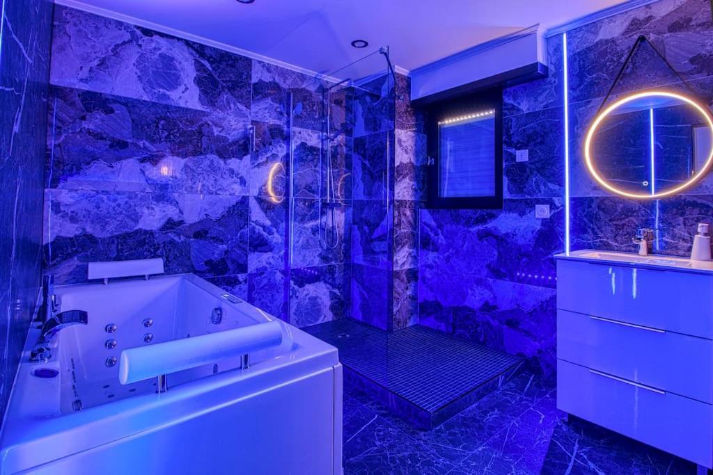 Appart Hotel Avec Sauna, Jacuzzi, Estrasburgo Exterior foto